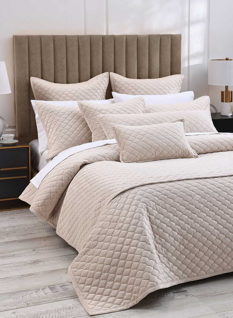 Turner Oak Bedspread Set - Latte